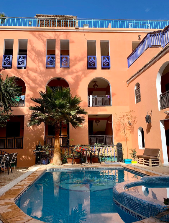 ShakaSurfMoroc's tweet photo. M O R N I N G
V I E W S 🌿
#surfholiday #surfriad #surfschool #surfcamp #blueskies #surfsessions #coloursofmorocco #interiors #poolviews #moroccanpinks #travel #traveller #passionpassport #holiday #relax #unwind #vacation #maroc https://t.co/tY7JMit7yK