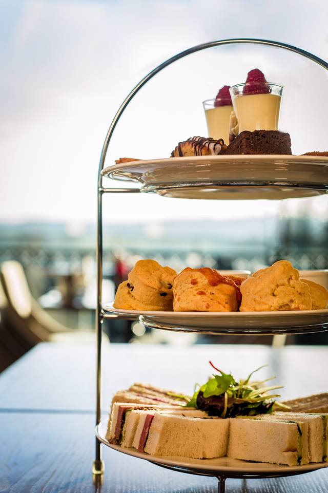 CloseHouseGolf's tweet photo. The 3rd day of the #12daysofclosehouse - Win afternoon tea for two in our No19 restaurant π₯ π° π₯ͺ
RT, follow and tag 3 friends to be in with a chance of winning.
All winners announced on Friday 20th Dec.
Good luck! https://t.co/RYxjce0AKf