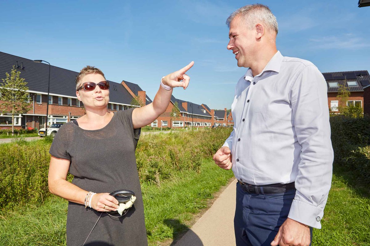 BPD ontwikkelde een nieuwe, #duurzame #woonwijk in #Wageningen: #Kortenoord. Nu, zo’n acht jaar later, lopen we samen met Jos de Vries (adviseur Duurzaamheid) door de wijk. Op zoek naar #bewoners en hun ervaringen. Lees meer: bit.ly/2Rcz9D1