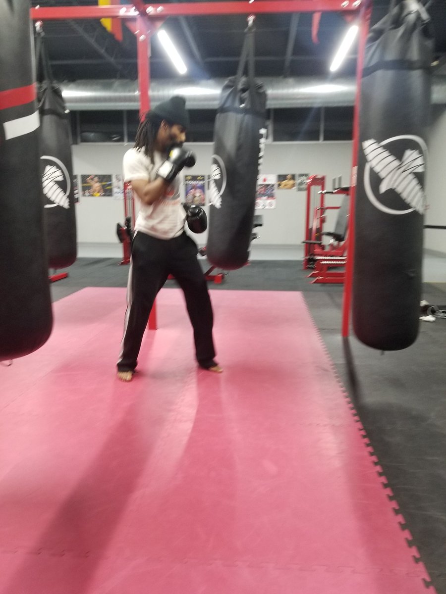 CoupleofD's tweet photo. #training #fitness #martialarts #dragon #Dragonhombre #toronto https://t.co/drKRUlcHM8