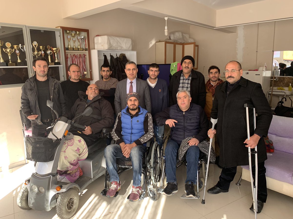 Yaşamın her alanında ve hergün hatırlanmaları dileği ile 3 Aralık Dünya Engelliler Günü münasebeti ile Yeşil Iğdır Engelliler Derneğini yeni adresinde ziyaret ettik.