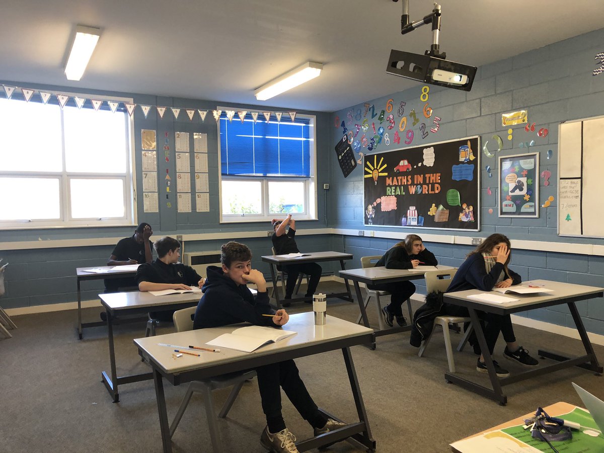 CJohnsonICMAT's tweet photo. The lead up to Christmas is always tough in #AP. We are all working hard @TheRowansAP to keep things calm and focussed on learning. #thisisap https://t.co/wIOjoBBOIN