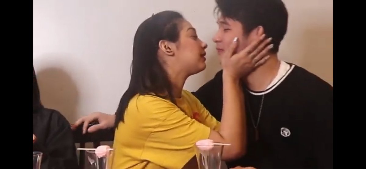 RoxetteSaballa's tweet photo. Ang Sarap Lang hampasin yong mga katabi ko😂😂 Grabe sa Kilig😍😍 ang cute mo kiligin baby zebby💖😍😍#WilZeb @ZeinabHarake11  @hashtag_wilbert https://t.co/ueHf0lHdkr