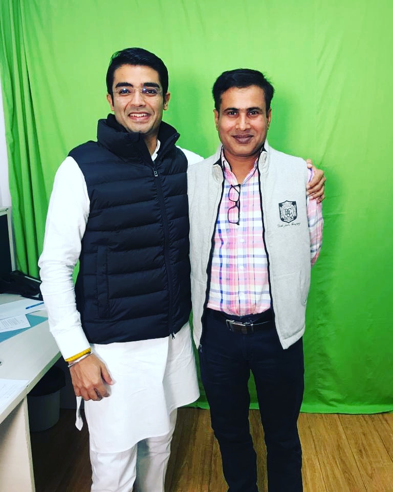 RpndDubey's tweet photo. Meeting Jaiveer Shergill Ji was great! A very humble &amp; down to earth personality. 
@JaiveerShergill https://t.co/SD5R2qZOZg
