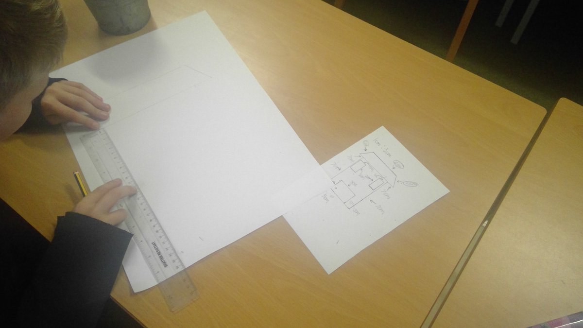 DenbeathP6_7's tweet photo. Today we were learning about scale drawings. #welovemaths #lifeskills #architectsandengineersinthemaking https://t.co/NeNQgjSiWJ
