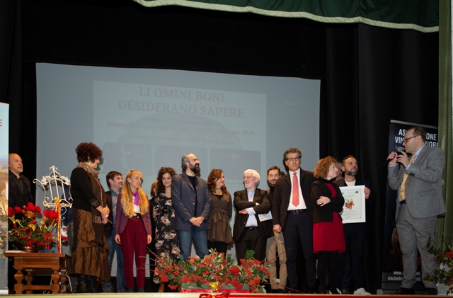 vincinelcuore's tweet photo. Premio #liominiboni 2019.
Protagonisti la Fondazione Alexander Langer, RadUni ed Europhonica, Paolo Borrometi, Stefano Brogioni, Cronista Toscano. In memoria di Antonio Megalizzi.

Guarda la galleria
▶️ https://t.co/YWGch1tc7L https://t.co/ZEad7bVxNj