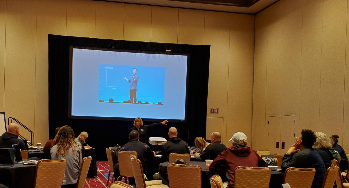 Rolling along in NFCC 401 with NFCA Hall of Famers <a href="/cindybristow/">Cindy Bristow</a> &amp; <a href="/RhondaRevelle/">Rhonda Revelle</a>. #ArriveEarlyLearnMore #GetOnBoard