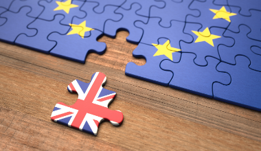 SimpleLandlords's tweet photo. Could buy-to-let actually look brighter after Brexit? Take a look here: https://t.co/GP7oR1pm7R https://t.co/qFleTwOzSK
