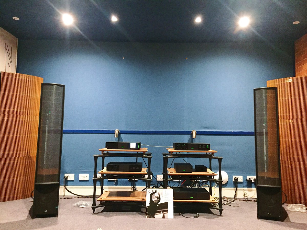 martin logan classic