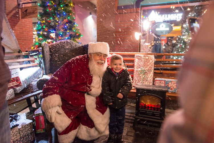 HassonRealtors's tweet photo. 🎄 There are so many exciting holiday events happening in Central Oregon this year! Heads Up: Some of the best events are happening this weekend.

21 Holiday Events in the Bend Area 2019: https://t.co/qExIWPNGEE #inBend #BendOregon #BendEvents https://t.co/S4siTA1GPD