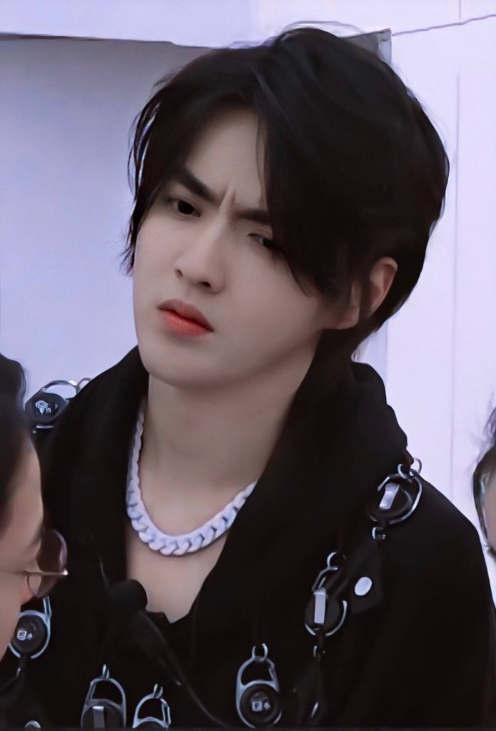 Oof.. ♡  #KrisWu  #WuYifan