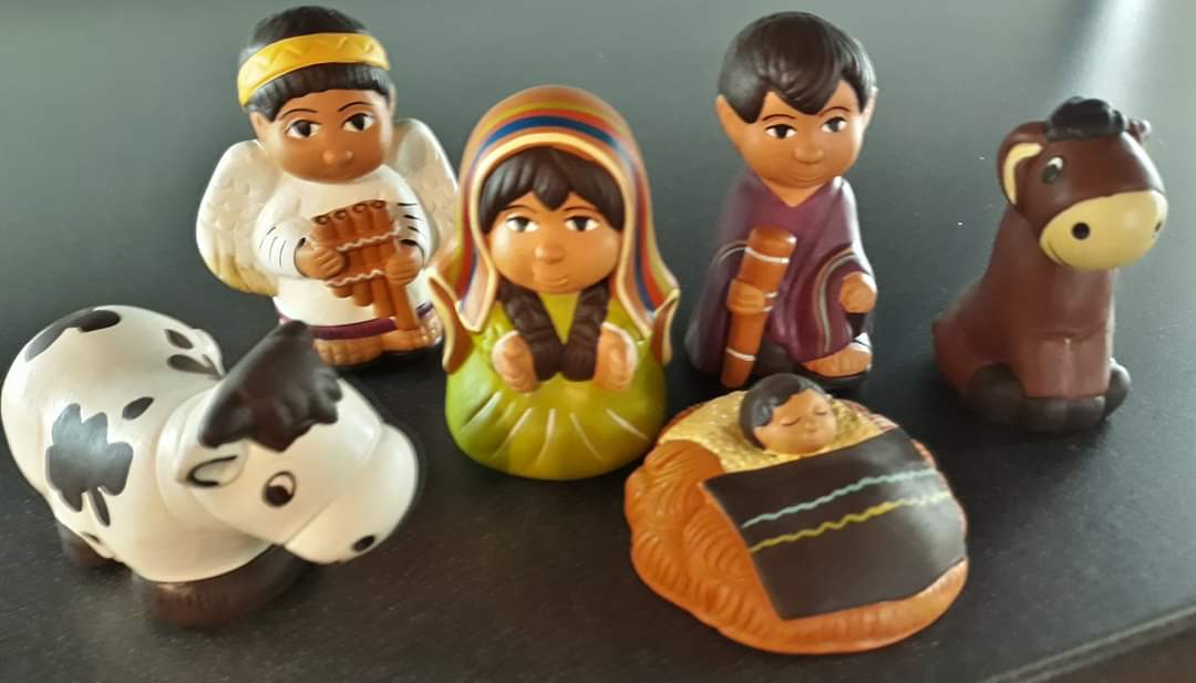 PRESEPI made in Perù
realizzati da CIAP che dal 1992 riunisce organizzazioni di artigiani per difendere e preservare l'identità e migliorare le condizioni delle loro famiglie e comunità

#equal #equosolidale #natale #presepe #perù #bottega #cuneo #fossano #saluzzo #mondovì