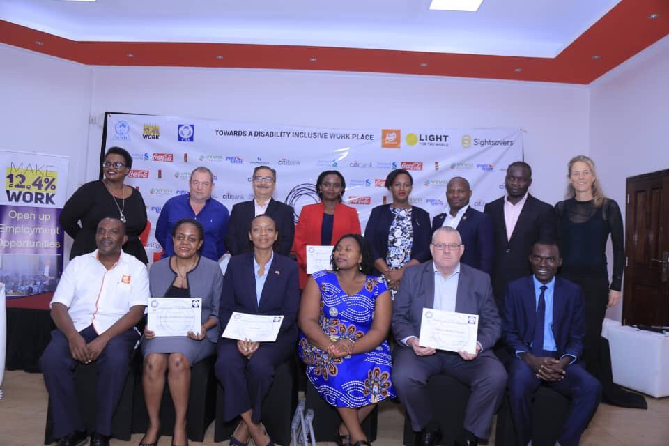 amurangira's tweet photo. FINALLY CEOs of ⁦@NationMediaGrp⁩ Uganda; ⁦@CocaColaAfrica⁩ Uganda; ⁦@VivoEnergyUg⁩; ⁦@Citibank⁩ Uganda; ⁦@GraphicSystems⁩ Uganda; ⁦@StanChartUGA⁩ have signed as founders of #UgandaBusinessAndDisabilityNetwork to commemorate #IDD2019. Yes! 💪👏 https://t.co/q2YYBqhNSl