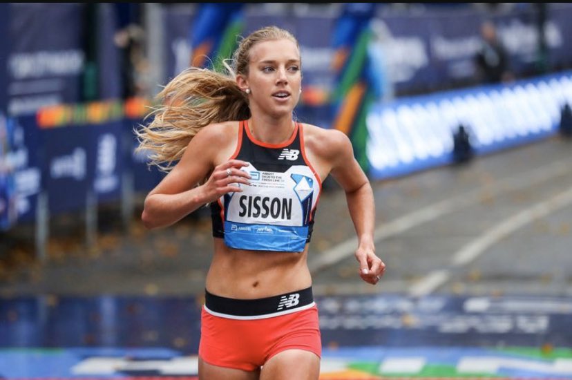 MollyHuddle's tweet photo. We talked to @Em_Sisson for ep7 of Keeping-Track this week- one of my fave quotes “That’s one of the lessons, I think shit just happens and you have to do what you can I suppose!” 😂🙌🏻 https://t.co/STLP0D9ypM https://t.co/1RkHSLoSAS