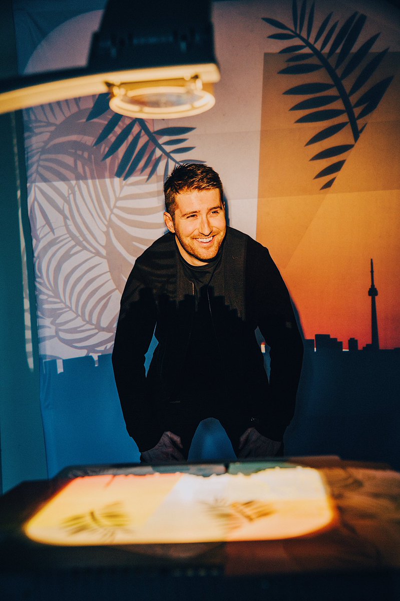 <a href="/MakeLabStudio/">MakeLab Studio</a> also does #ArtInteractives —> if you are looking for more of an interactive installation piece that whilst engaging your guests also elevates the decor, don’t look further and email our sales team at hello@makelab.ca

#Experiential #MakeLabStudio #livemarketing