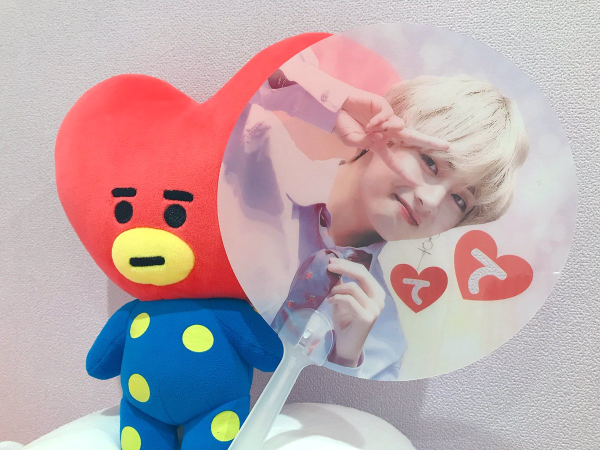 Szimpatikus_JP's tweet photo. MAMAで少しですが
透明うちわ無料配布します🥰❤️

こちらの配布方法や
開始時間は未定です🥺 https://t.co/RxhAUKKfO6