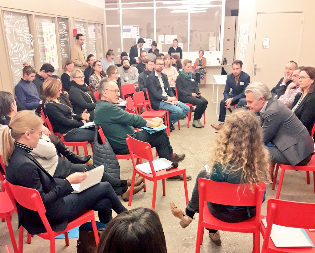 SystemeD_'s tweet image. Créer une dynamique de #coopération via un outil numérique, c'est possible ? C'est ce que propose @Politiker_fr aux élus et aux acteurs publics sur actons.fr: faire collaborer élus, citoyens, agents, entreprises, société civile... @cayrasso #TerritoiresDemocratiques