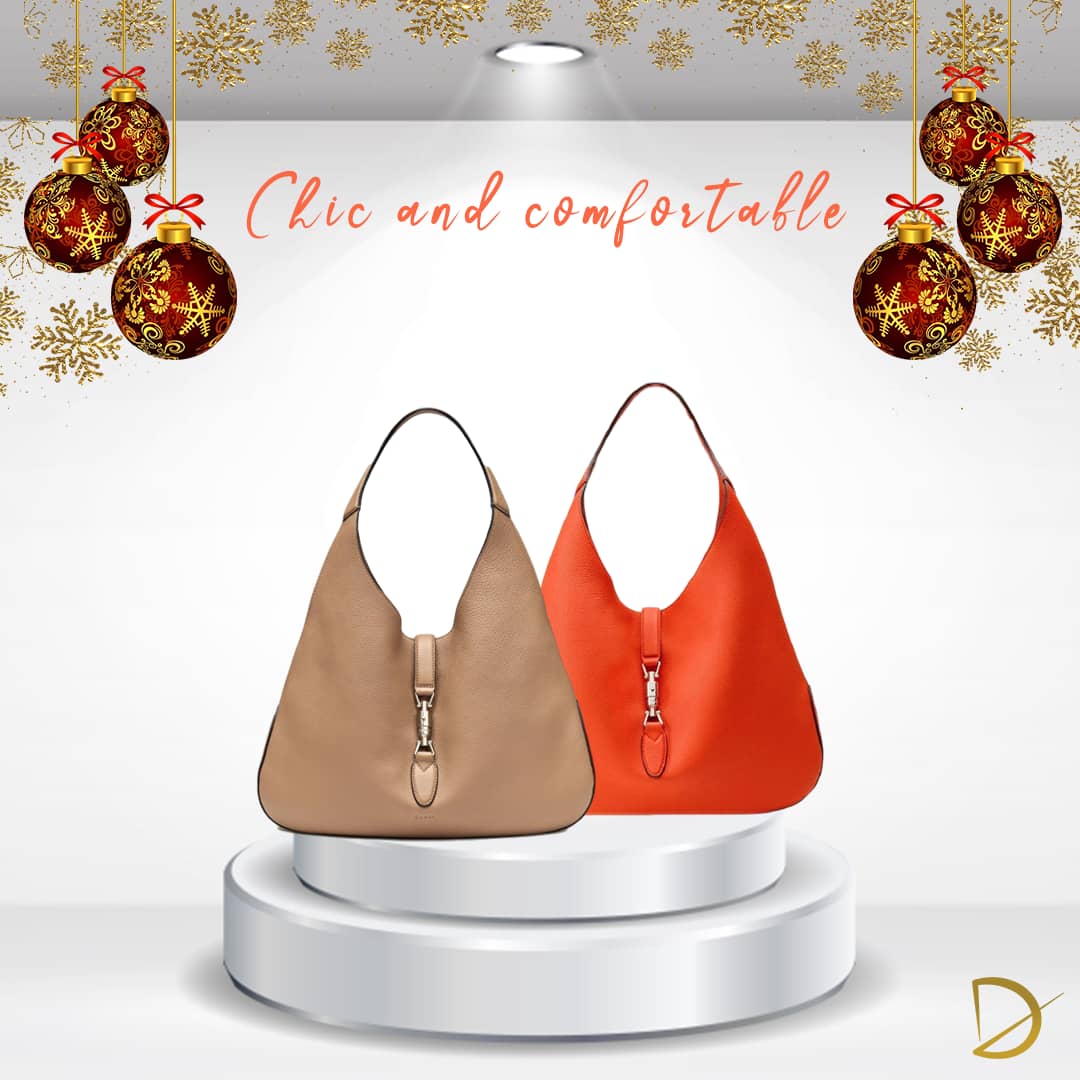Dtocco_official's tweet photo. Don't leave your Christmas shopping for the last minute! Go to https://t.co/NcRlwhwHUt and find the perfect gifts! 🎁💫
⠀⠀⠀⠀⠀⠀⠀⠀⠀⠀⠀⠀⠀⠀⠀
#Dtocco #christmas #bag #italianbag #red #elegance #december #color #outfit #christmasgift #christmasiscoming #gifts https://t.co/WU4Dp4NtLF