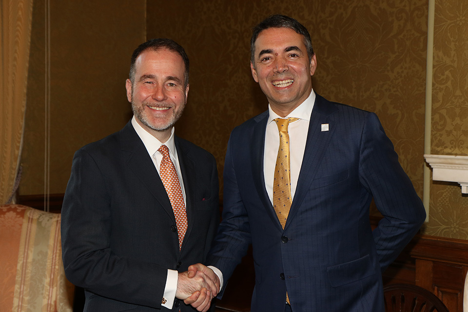 Welcome to the NATO Leaders’ Meeting in London @Dimitrov_Nikola! 🇲🇰North Macedonia deserves its place around the NATO table, and the UK is proud to stand together with you #NATOEngages