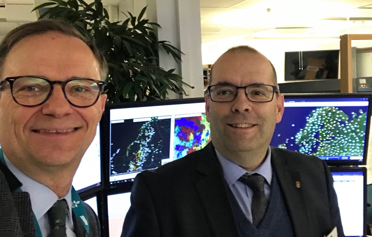 Tack för ditt ⁦@cfgraf⁩ besök ⁦<a href="/SMHI/">SMHI</a>⁩ ⁦<a href="/SMHIvader/">SMHI Väder</a>⁩! Länsstyrelsen behöver vår kunskap om väder, vatten o klimat!