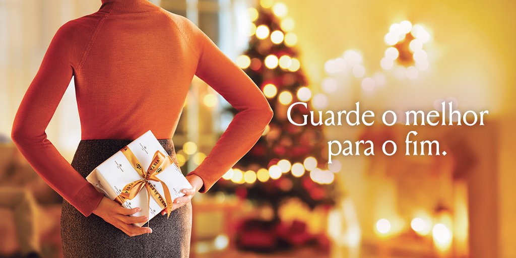 ✨🎁 GUARDE O MELHOR PARA O FIM 🎁✨
O Natal é a altura do ano para a qual guarda aqueles presentes mais especiais. Com Vista Alegre, oferece peças em porcelana, cristal ou vidro que se transformam em presentes únicos, cheios de histórias para partilhar. bit.ly/3801d2p