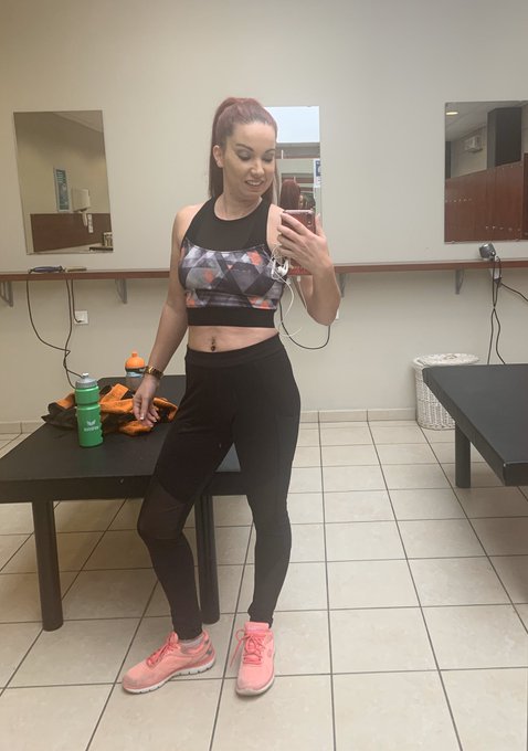 Sport muss auch mal sein 💪🏻 #sweetmelli #webcamgirl #sport #fitness #ass #fitnessmotivation  #fitnessgirl<a href="/tag/sweetmelli"class="tags">#sweetmelli</a><a href="/tag/webcamgirl"class="tags">#webcamgirl</a><a href="/tag/fitnessmodel"class="tags"><span>#fitnessmodel</span></a><a href="/tag/model"class="tags"><span>#model</span></a><a href="/tag/fitness"class="tags"><span>#fitness</span></a><a href="/tag/fitnessmotivation"class="tags"><span>#fitnessmotivation</span></a>