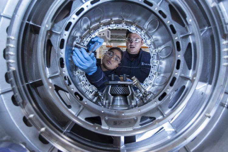 "Engineers are the fifth most trusted profession in the UK according to the 2019 Ipsos MORI Veracity Index, the longest-running poll on trust in professions in Britain".

The Engineer | buff.ly/37BezCh

#Engineering