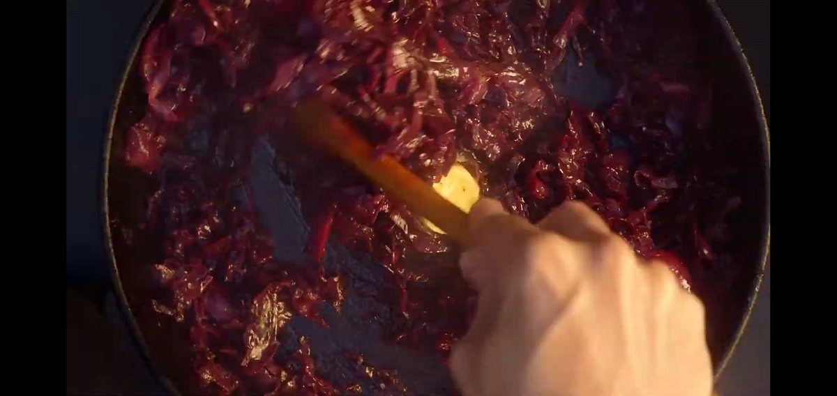 handambassador's tweet image. Available for bookings if you need anything stirred, dipped or poured.
See the Morrisons Christmas advert for my references
👏👌👍
#handmodel #handmodeling #christmaspudding #redcabbage #camembert #foodporn

Seriously though, any bookings contact my agent @HiredHandsUK