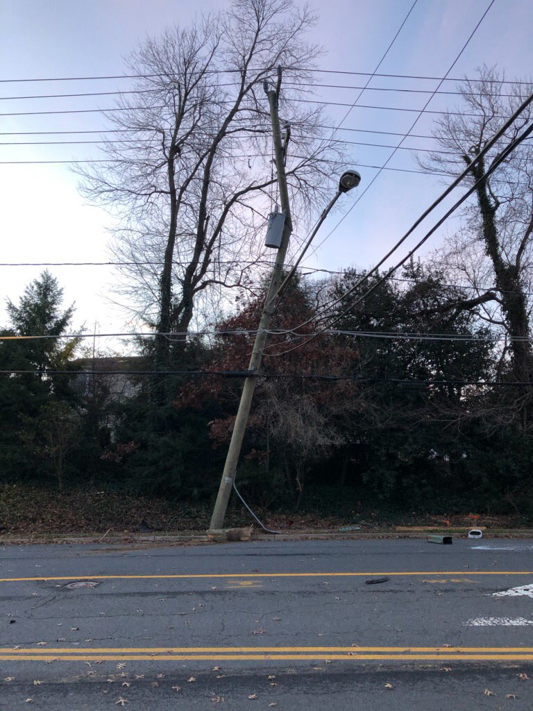 Car crash into utility pole causes power outage and road closure in ...