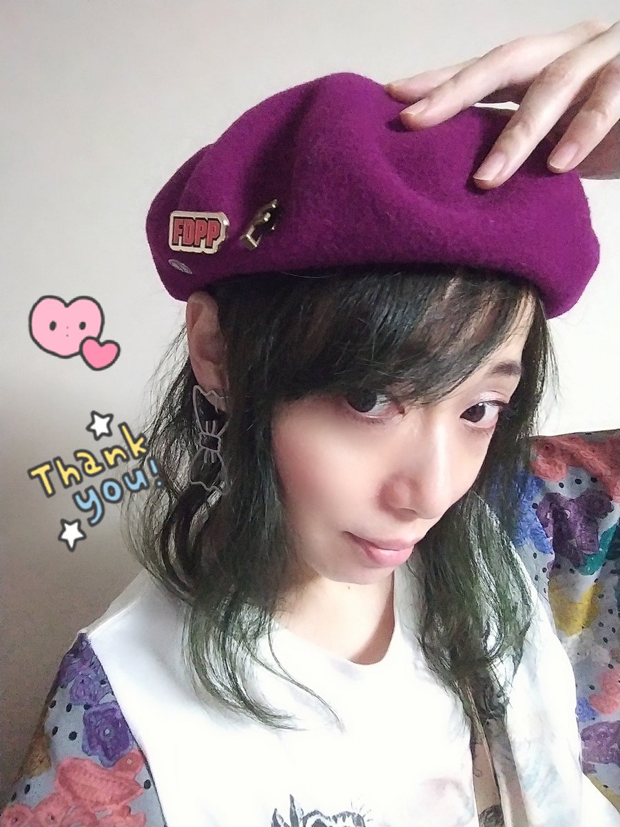 まご على تويتر リボン似合うねかわいいね 持って行ってみて良かった ベレー帽もいいね スタンプも使ってくれて パリコにかわって あーりーがーとーお