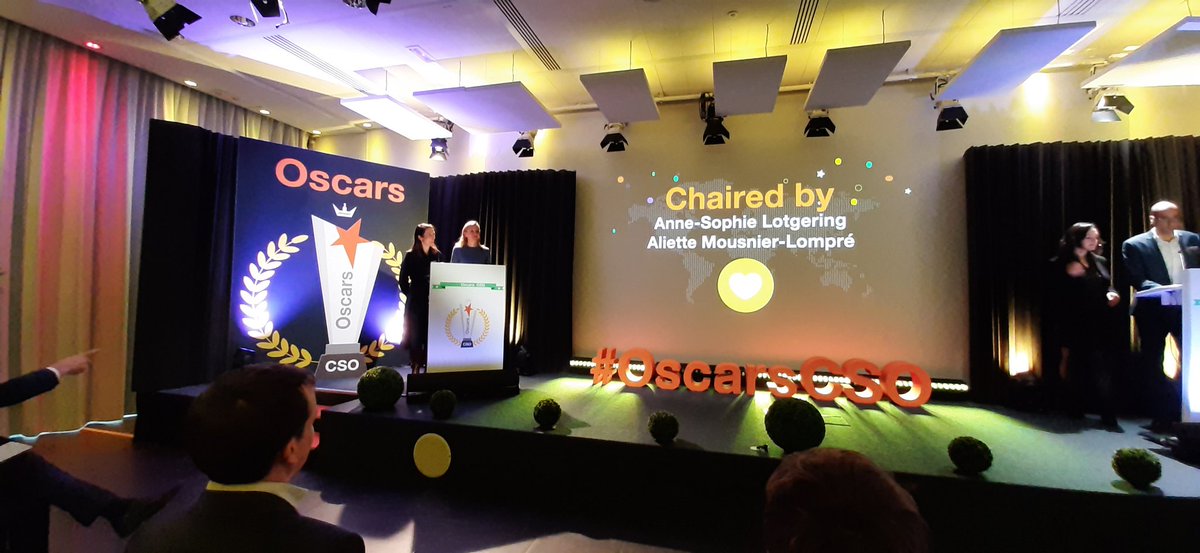 blouvel_fr's tweet photo. The crush #oscarscso @AnneSoLotgering @AlietteML https://t.co/3tc31XV1qy
