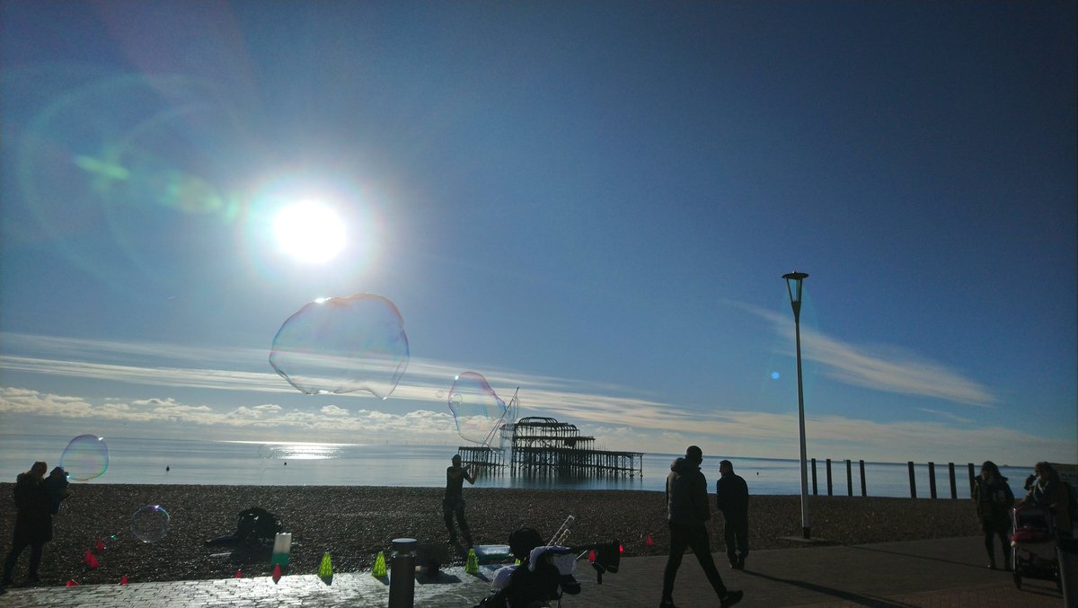 oraesque's tweet image. Outside #Techfest19 😎