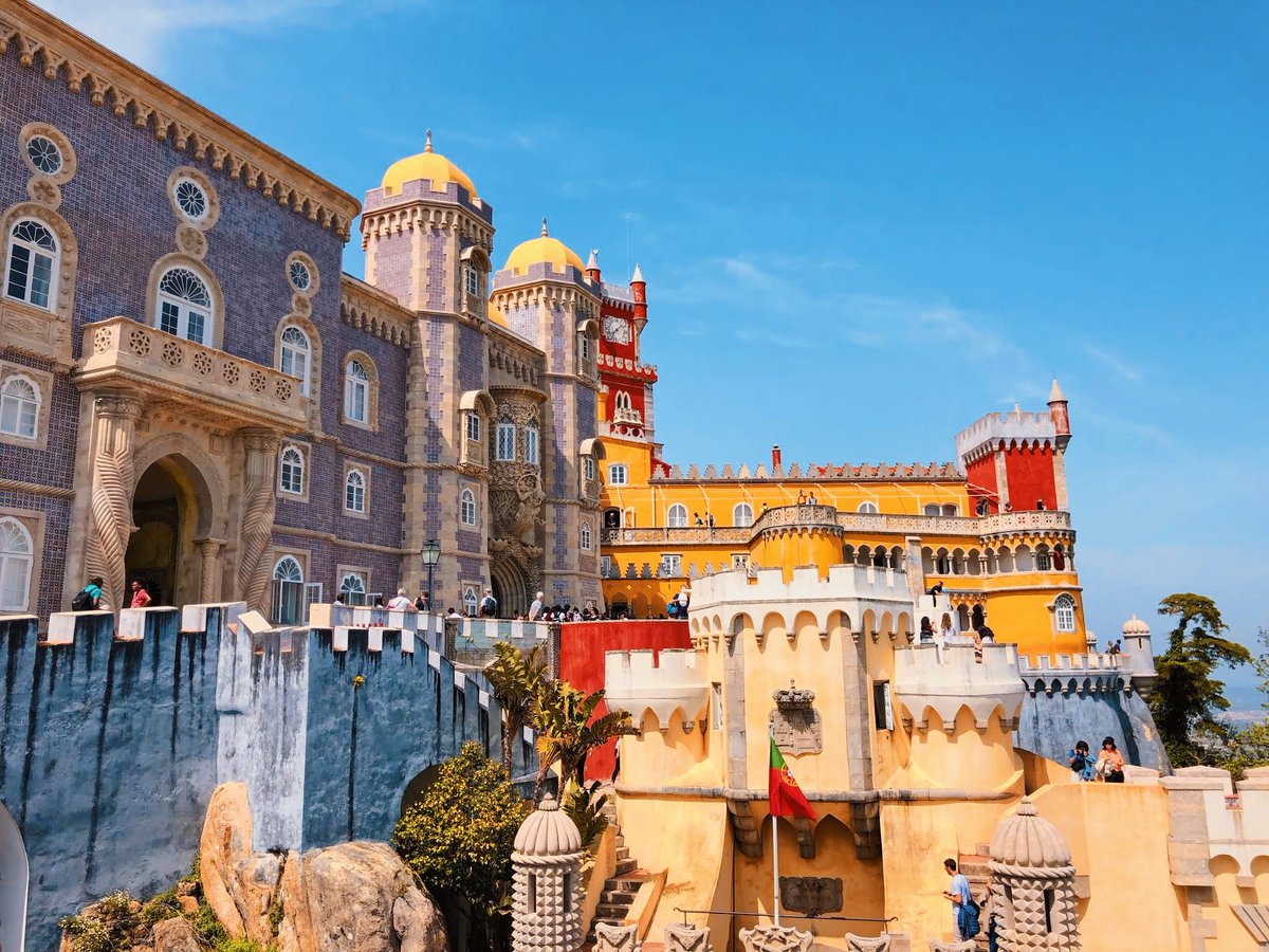 NVPORTUGAL's tweet photo. Palácio da Pena (Sintra), Portugal 🇵🇹 https://t.co/qpXjLpVgBX
