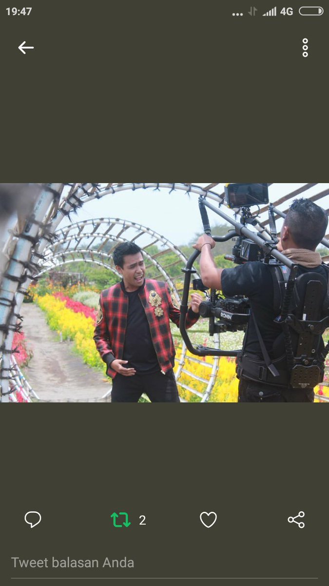 Hayyy sekuter hari ini lagumu launching semangat ya semoga boooming #312DECIsuci