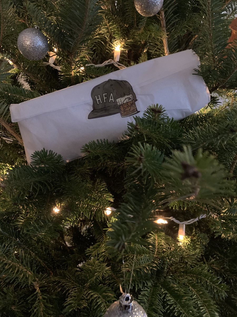 Truss009's tweet photo. Last day to place orders for the holidays is 12/8. Enjoy 15% off everything on the site until then! #shopsmall #supportlocal https://t.co/01GHd9sOAt