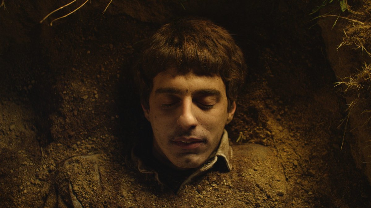 ENTREVISTA | <a href="/beteve/">betevé</a> estrena #ElMortViu. A mig camí entre la comèdia i el drama, la sèrie es basa en la història d'en Llàtzer, un ni-ni assassinat pel seu pare que ressuscita com si res no hagués passat
L'<a href="/ori_uri/">Oriol Puig Serradesanferm</a> parla amb el director i el productor
catalunyaplural.cat/ca/el-mort-que…