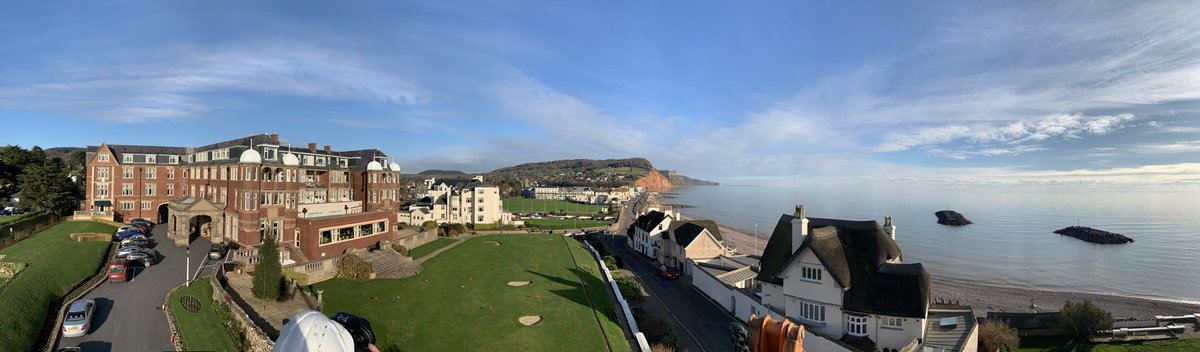 Just sent Kevin our intrepid photographer up in a cherry picker to get a different angle of ⁦<a href="/Victoriabrends/">Victoria Hotel</a>⁩ and ⁦<a href="/TheBelmontBrend/">BelmontHotelSidmouth</a>⁩
