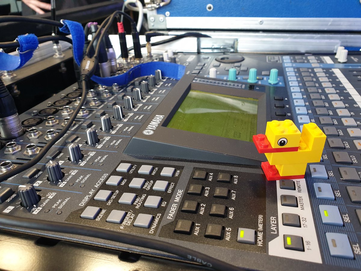 Ducky checking the systems for <a href="/XavierDupeyrat/">xavier dupeyrat</a> talk about Advanced Analytics with Focused Run. All systems are good to go #soled #soled19 #cloudalm #focusedrun