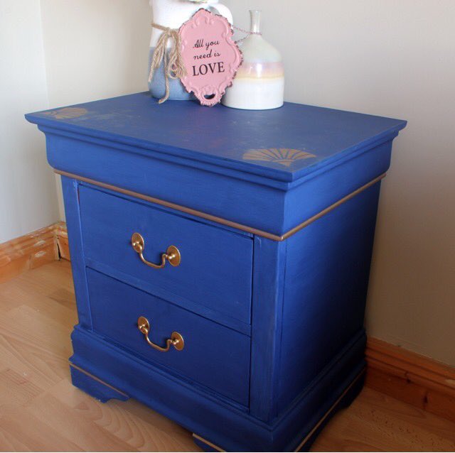 cycle_show's tweet image. Delighted to Announce Megan @Vintageirishnest shall be joining us along with many others for our Creative Clinics to be held at the show! Join Megan as she demonstrates how Acrylic Pour can be used on furniture...
Get your tickets now at upcycle-irl.com