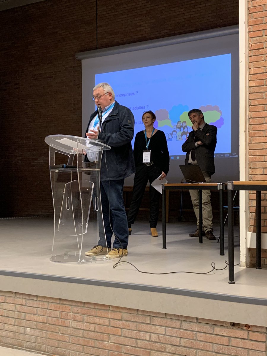 mariesophiecurt's tweet photo. Le président de #negocenordest jean jacques VAESKEN ouvre l’opération #negoce ton avenir co organisé par #fedepom et #negocenordest https://t.co/schl9IjV05