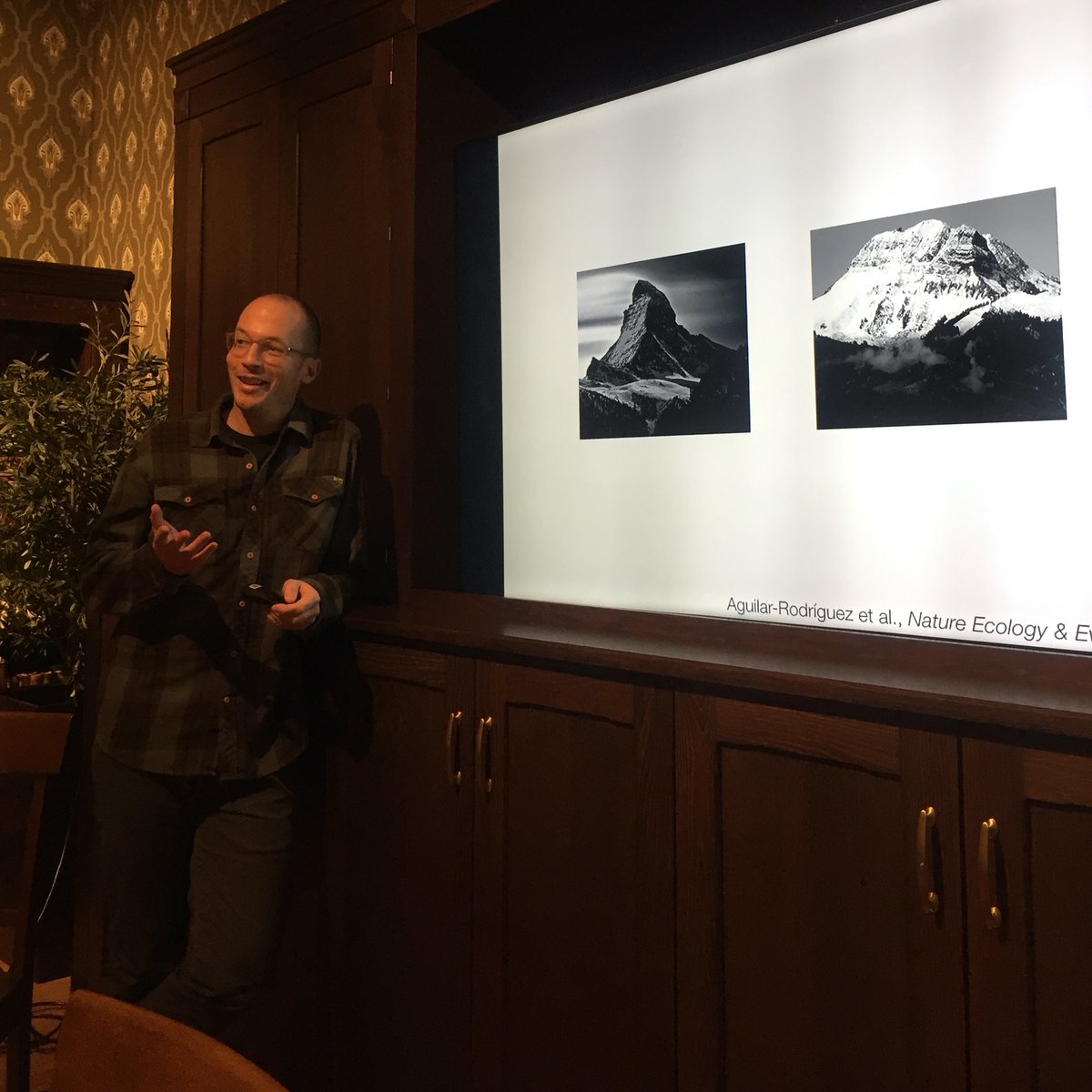 EvolvabilityCAS's tweet image. Great talk by Joshua L. Payne (@joshualevipayne) on the “The #evolvability of transcriptional and post-transcriptional gene regulation” at @CASOslo today! Nice illustrations of the adaptive landscapes as well.