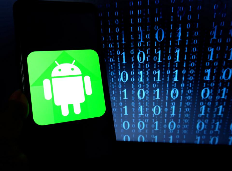 InsightPortal's tweet image. Dangerous vulnerabilities found present in high profile #AndroidApps. It is a vulnerability that was thought to have been fixed YEARS ago. #AndroidVulnerabilities Keep reading here: insightportal.io/news/all-news/…