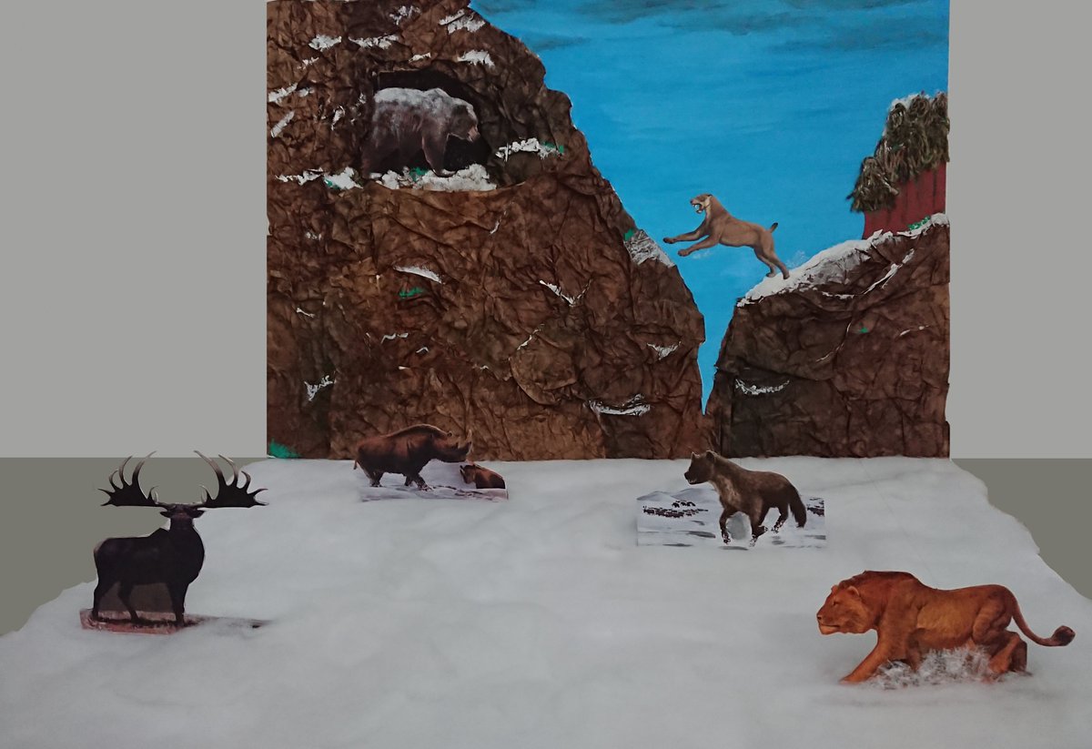 carboniamusei's tweet photo. #Helmut il #mammut lanoso è tornato, e non da solo!
Copritevi bene, perché quest'anno vi porteremo nell'#EraGlaciale! 🥶❄️
#Laboratori #ServiziEducativi #HandMade #Carbonia #SiMuC #MuseoPAS #PopUp https://t.co/RSqDzq3n1D