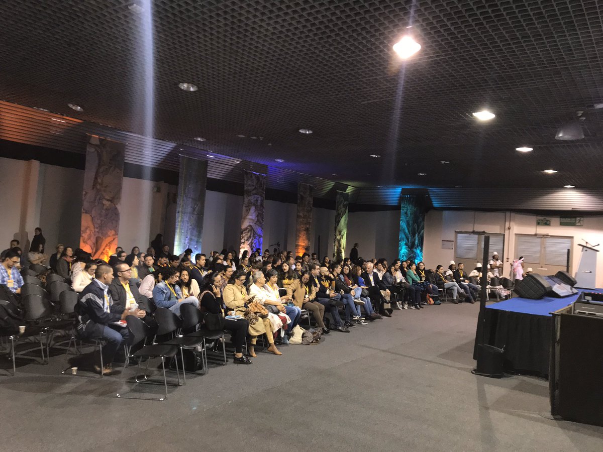 inst_humboldt's tweet photo. Iniciamos el segundo día del #ForoBosqueSeco desde @CorferiasBogota.
Te invitamos a seguir la transmisión en: https://t.co/RtcZZCAUx8 https://t.co/IYbv4lzhz3