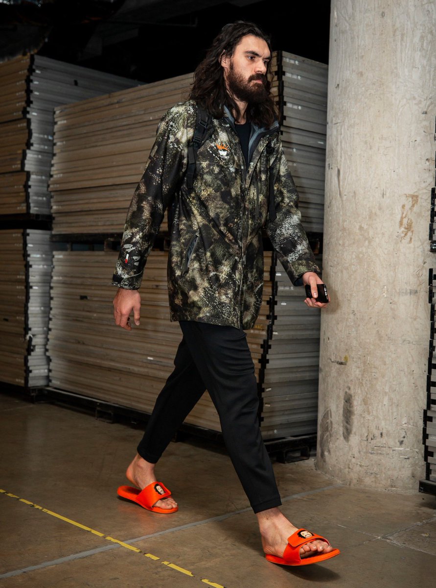 adams flip flops