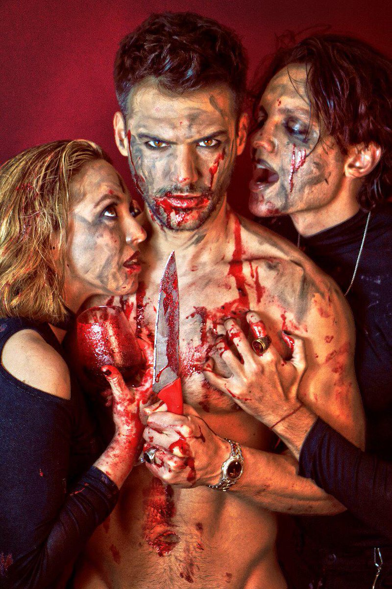 ForoBellescene's tweet photo. Como puedes querer si ni siquiera sabes mi nombre!
"Otro Cuerpo" 🔪👿

Una obra de Miranda Producciones
Dirección Poncho Martinez

Elenco: @GavoFigueira @ElsieFloress @GerGirotti 

Domingos 19:00 horas @ForoBellescene 
🎟 taquilla y @boletopolis https://t.co/eshMCy0zoq

#teatros https://t.co/AtYUVX5cOj
