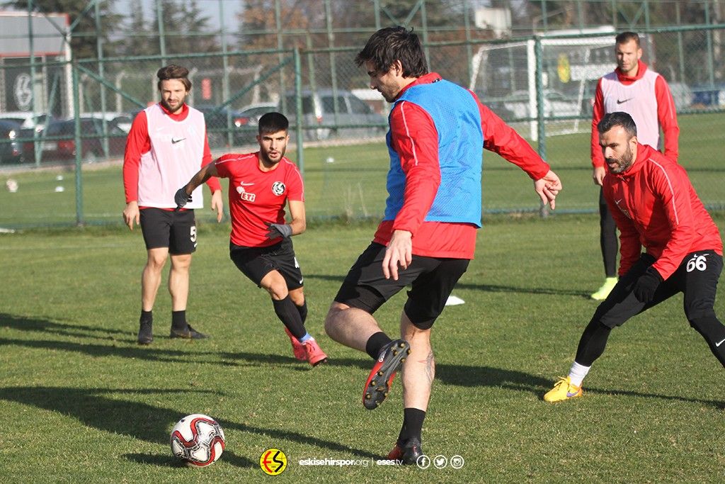 TFF 1.Lig’in 14. haftasında karşılaşacağımız Cesar Grup Ümraniyespor maçı hazırlıkları başladı.

buff.ly/2OMEvn8