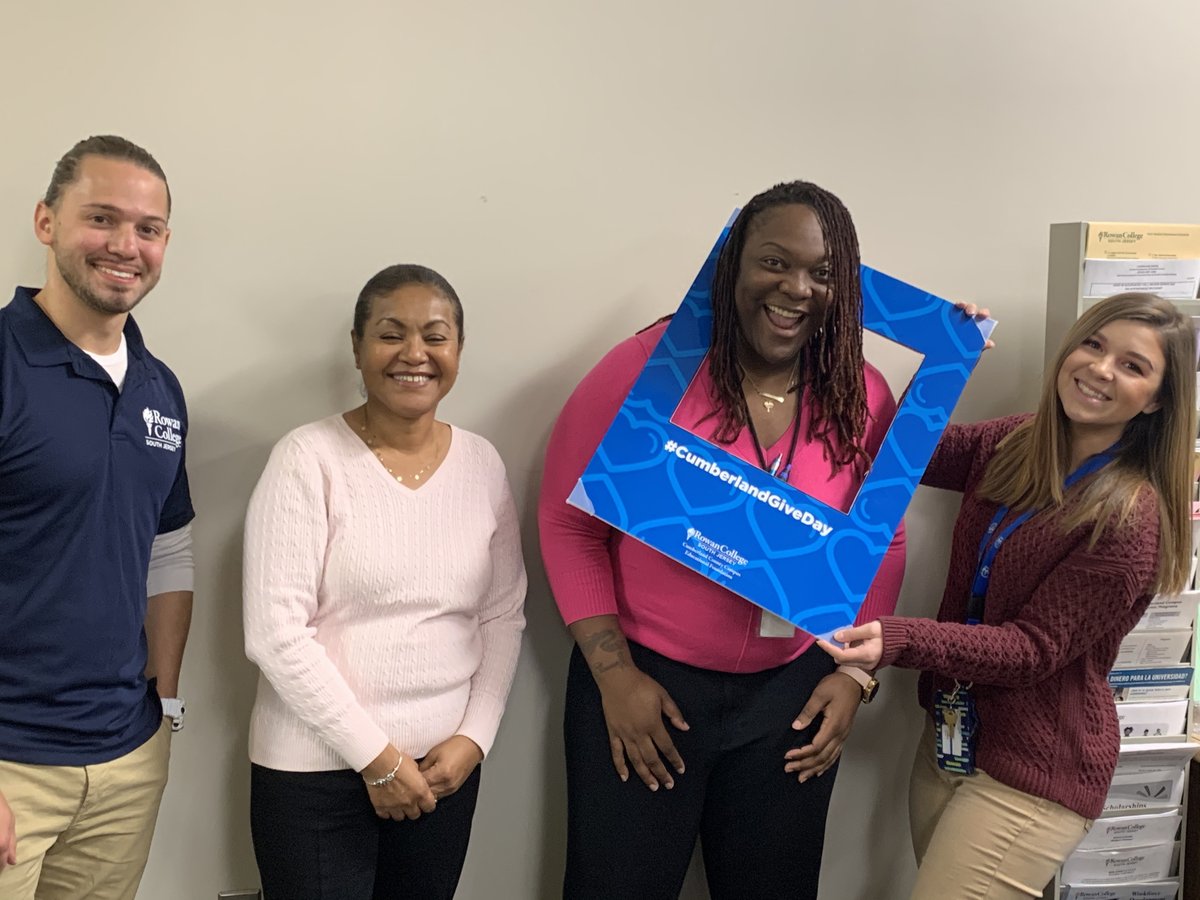 RCSJ_CCAlumni's tweet photo. “The best way to find yourself, is to lose yourself in the service of others” RCSJ Cumberland Admissions! #cumberlandgiveday #givingtuesday https://t.co/4ebqWtVkxt