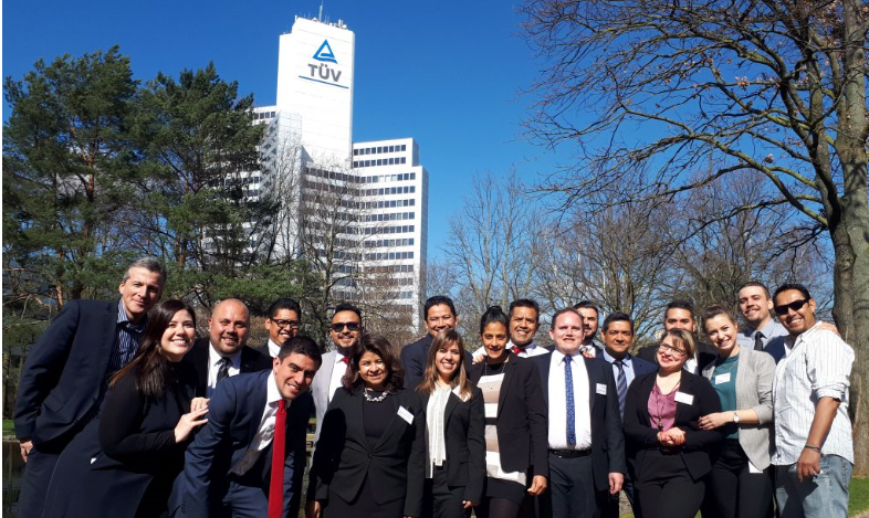 tuvcom_ispace's tweet image. viva mexico - #innovation as a transitional process @giz_gmbh @trhub bit.ly/2P9fQYQ