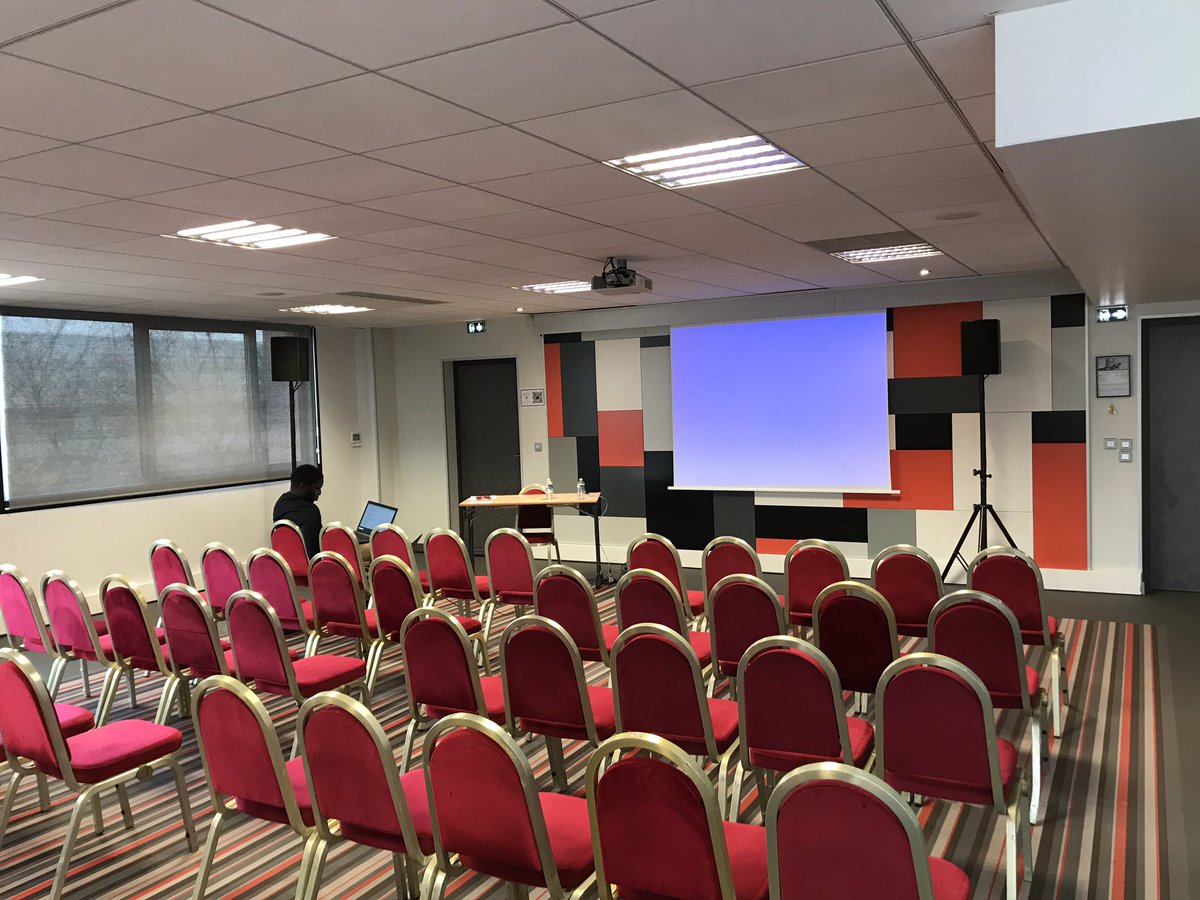 CGI_FR's tweet photo. C’est reparti à l’#InnovTechCGI 💻

Nos collaborateurs ont repris des forces et entament une après-midi riche en conférence ! 

#Tech #Carrières #Dev https://t.co/SBEoPVLWpQ